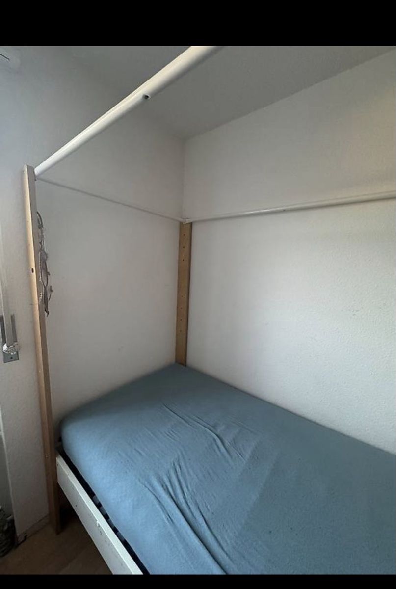 Betten: Bett zu Verschenken – Gebraucht aus Emmen von lau_66c7 1