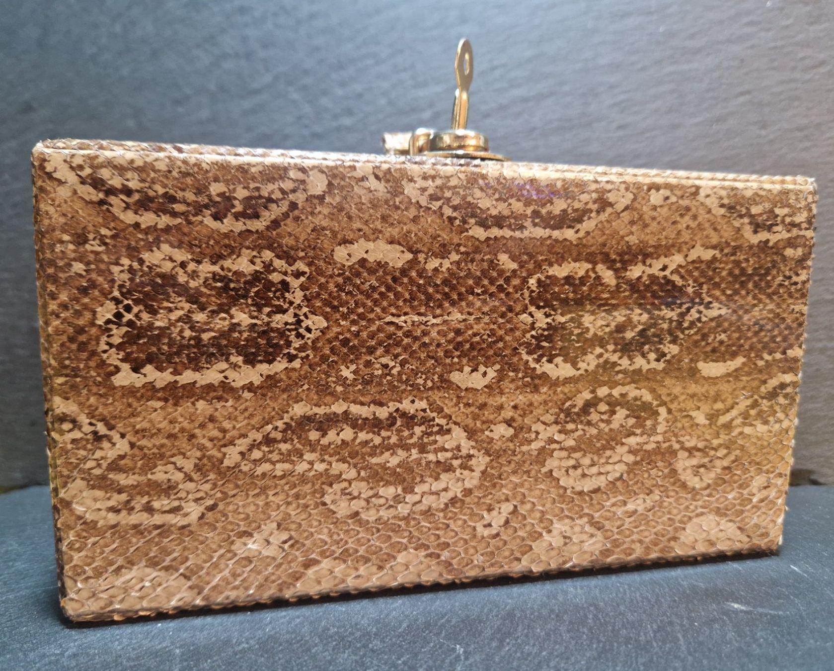 Schmuckkästen: Schmuckschatulle Echtes Schlangenleder mit Schlüssel – Gebraucht aus Winterthur von Sadega 1
