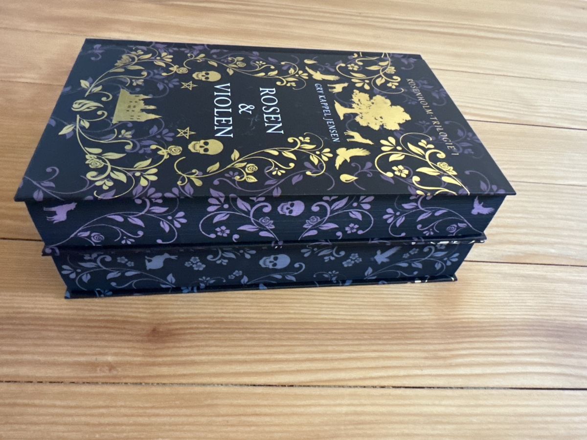 Libri: Rosen & Violen - Gry Kappel Jensen – Nuovo (secondo la descrizione) da Gebenstorf venduto da SH123 2