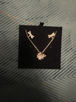Swarovski Halskette und Ohrstecker 