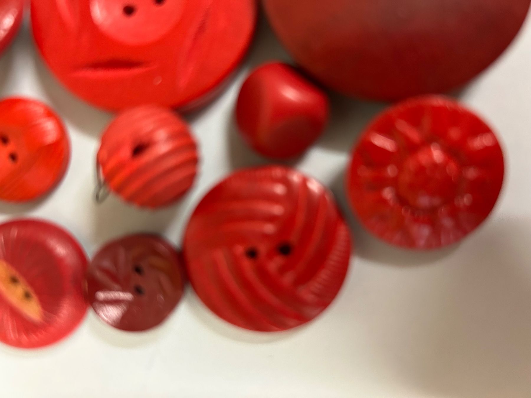 Bottoni: Attraktive rote Holzknöpfe – Nuovo (secondo la descrizione) da Pfeffingen venduto da Alusru70 4