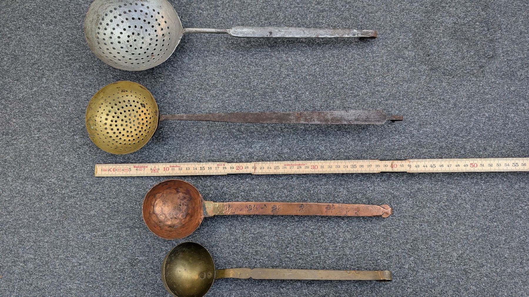 Alle Dekorationen: Set aus 4 antiken Schöpfkellen – Gebraucht aus Egg b. Zürich von leroy711 3
