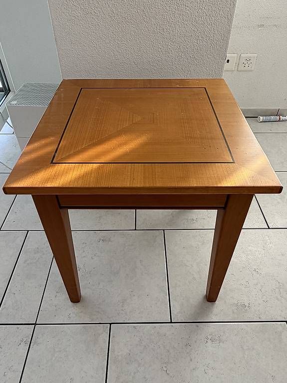 Tables: Tisch klein Beistelltisch – D'occasion à Ruswil par xaja02