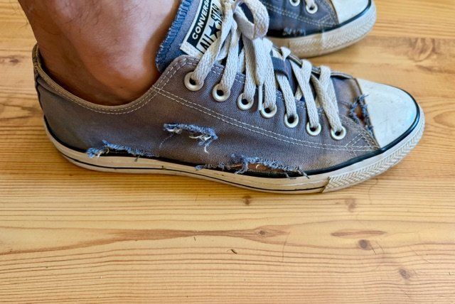 Converse Scarpe da uomo: Converse Gr. 43 – Difettoso da Lohn-Ammannsegg venduto da UPcycle_Shoes 1