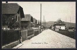 Lerchenfeld b. Thun, Wegpartie vor Reihe