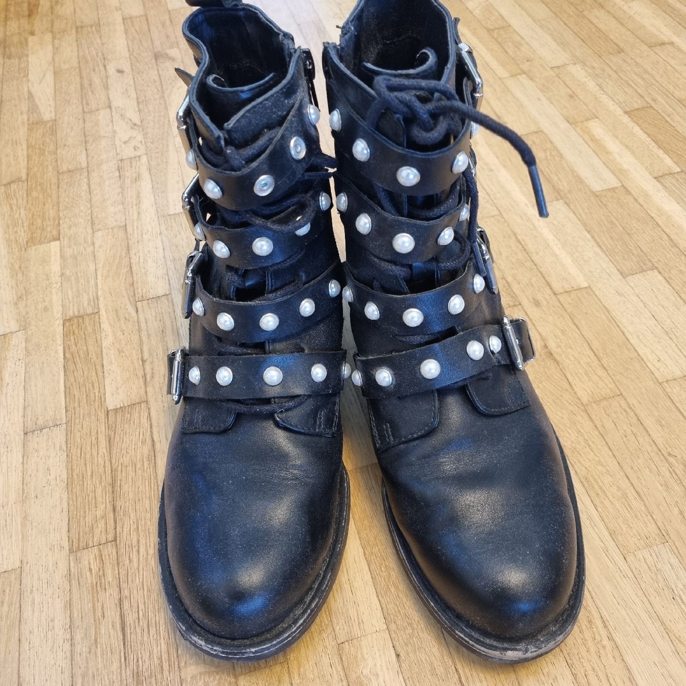 Damenschuhe: Schuhe – Gebraucht aus Biel/Bienne von Ressourceraum