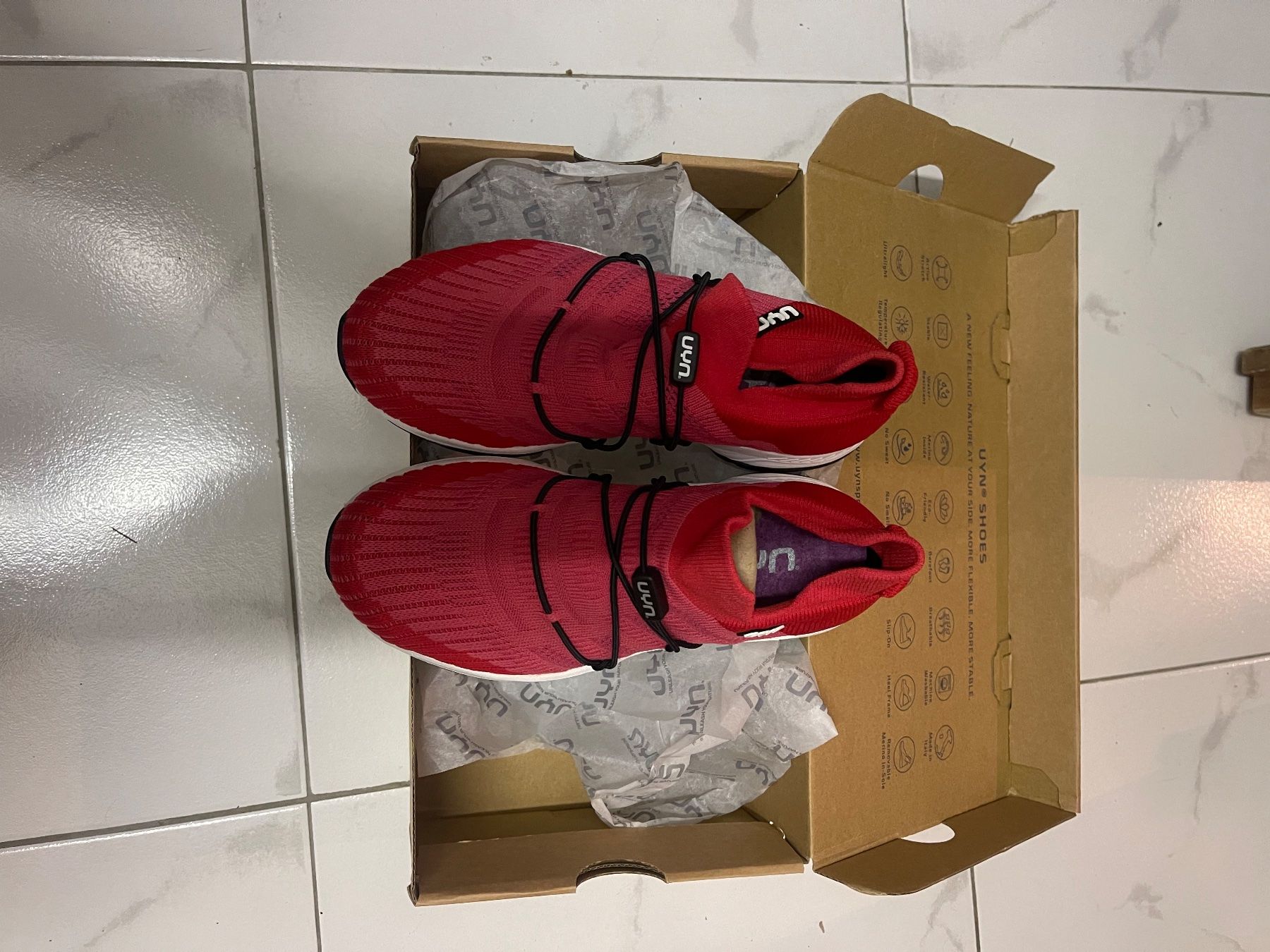 UYN Scarpe da donna: Chaussures uyn 42 – Nuovo e nell'imballaggio originale da Sembrancher venduto da inf_9yyl