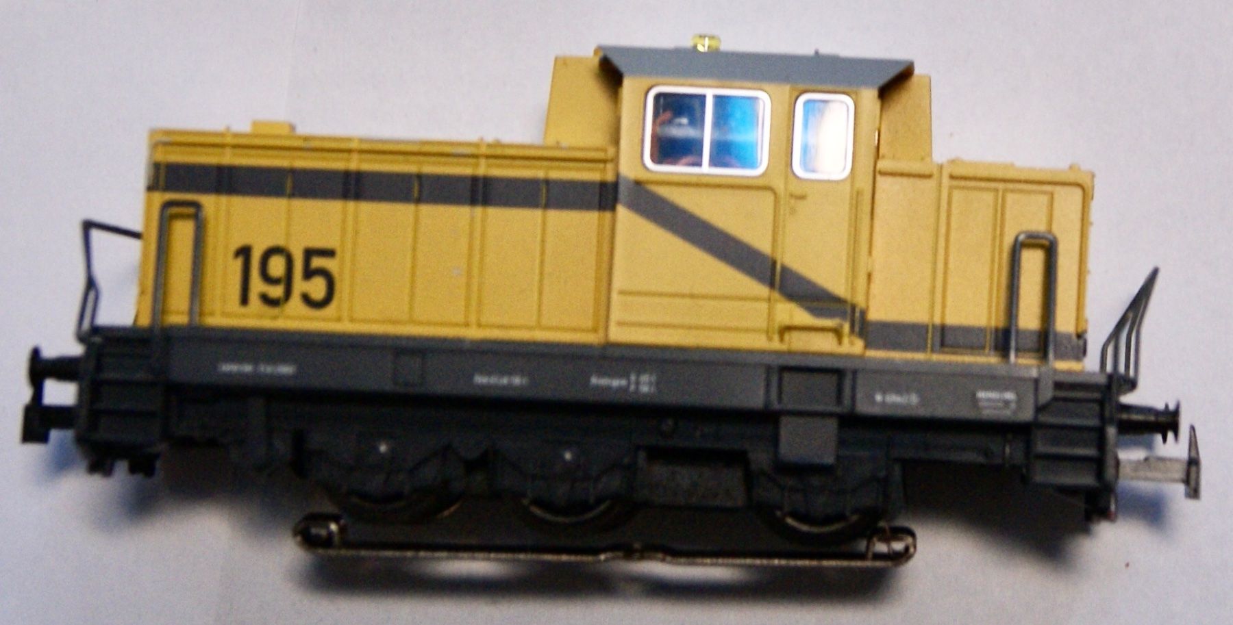 Märklin Modellini di ferrovie: Locomotive digitale Marklin 195 – Usato da Morrens VD venduto da alain50