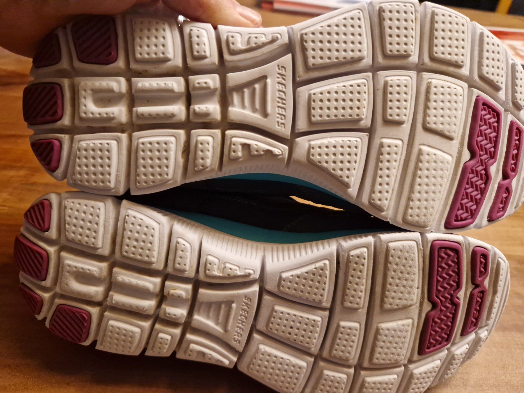 Skechers Damenschuhe: Turnschuhe Sneakers Sketcher 37 – Gebraucht aus Giswil von movo08 2