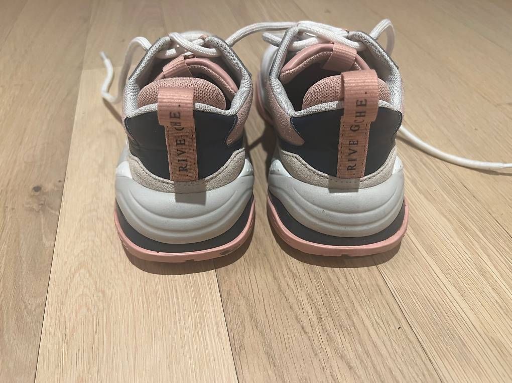 Scarpe da donna: Puma Sneakers Thunder Rive Gauche | Gr. 38 – Usato da Wettingen venduto da Lamadeux 2