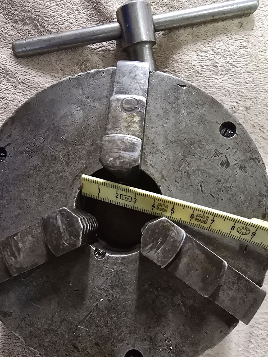 Metall- & Schlosserei Sonstiges: Drehbankfutter Bison 165 mm mit Schlüssel – Gebraucht aus Döttingen von Pedro1291 2