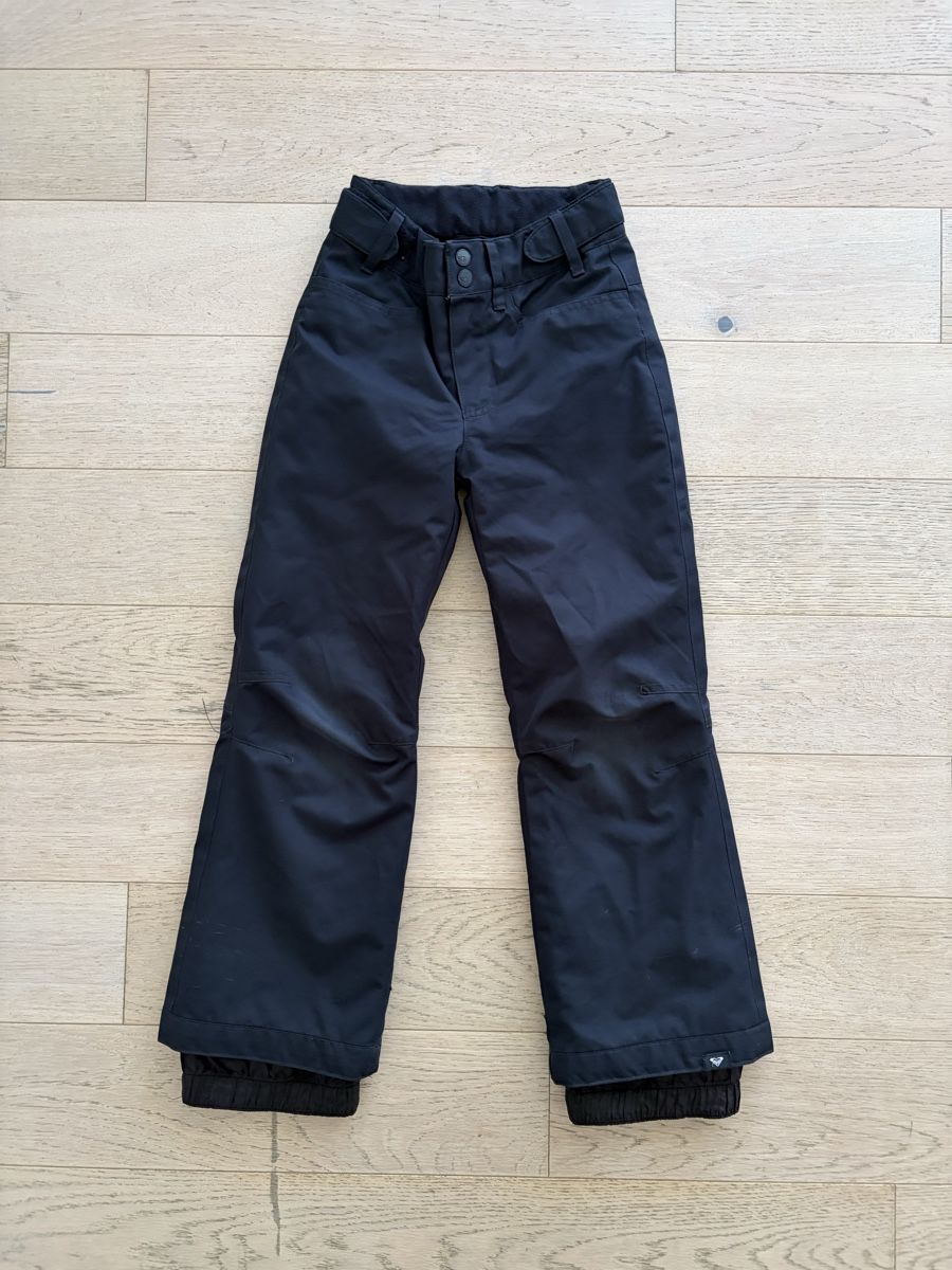 Roxy Pantaloni: Roxy Kinder Skihose schwarz Gr 128 – Usato da Mies venduto da jul_f7rh