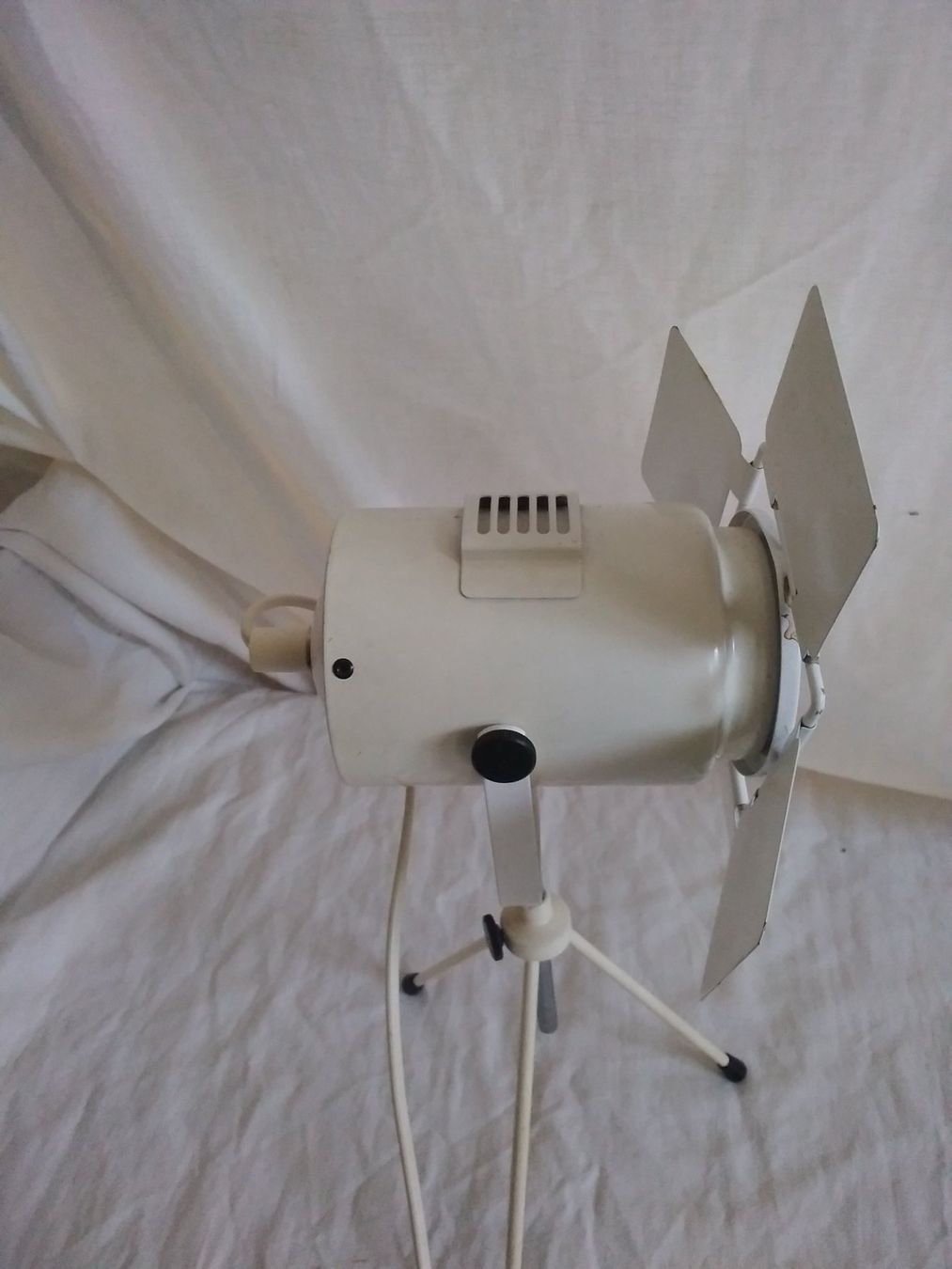 Lampade: Tischlampe Stativlampe Studio Strahler – Usato da Appenzell venduto da lama19 3