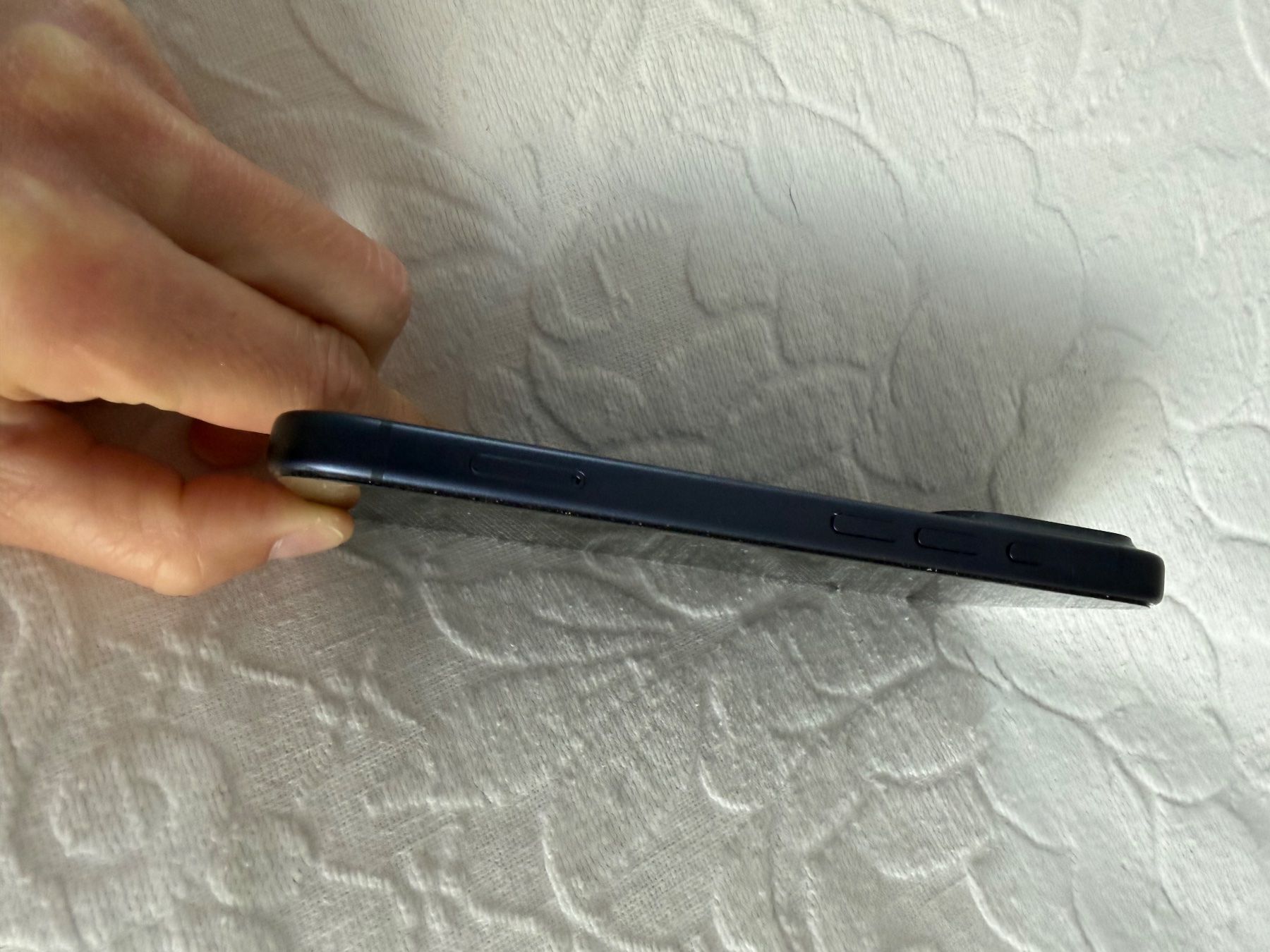 Apple Telefoni cellulari / Smartphones: Apple iPhone 17 Pro 256 GB Tiefblau – Nuovo (secondo la descrizione) da Dielsdorf venduto da SwissItalyGirl 2