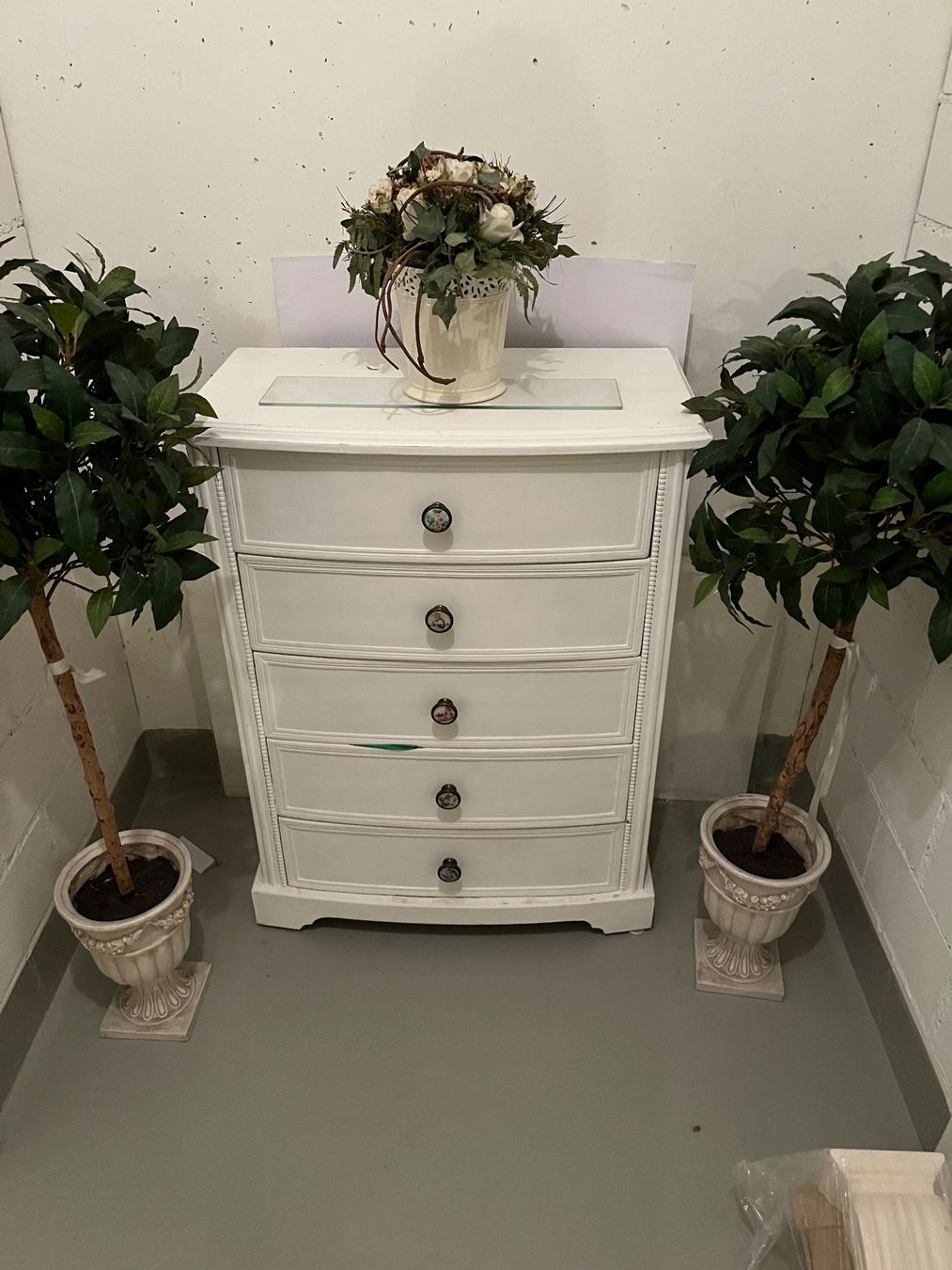 Cassettiere: Dielenmöbel Shabby chic – Usato da Zürich venduto da Bice2