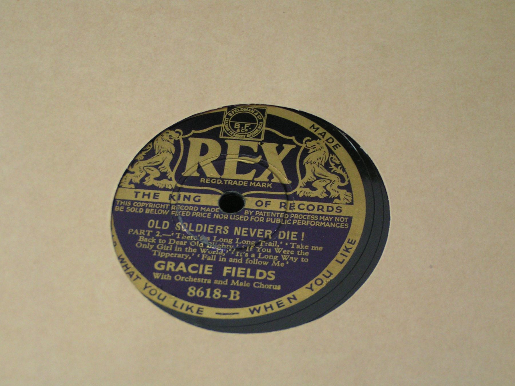Vinyles: DISQUES 78 TOURS – D'occasion à Lausanne par Leag 9