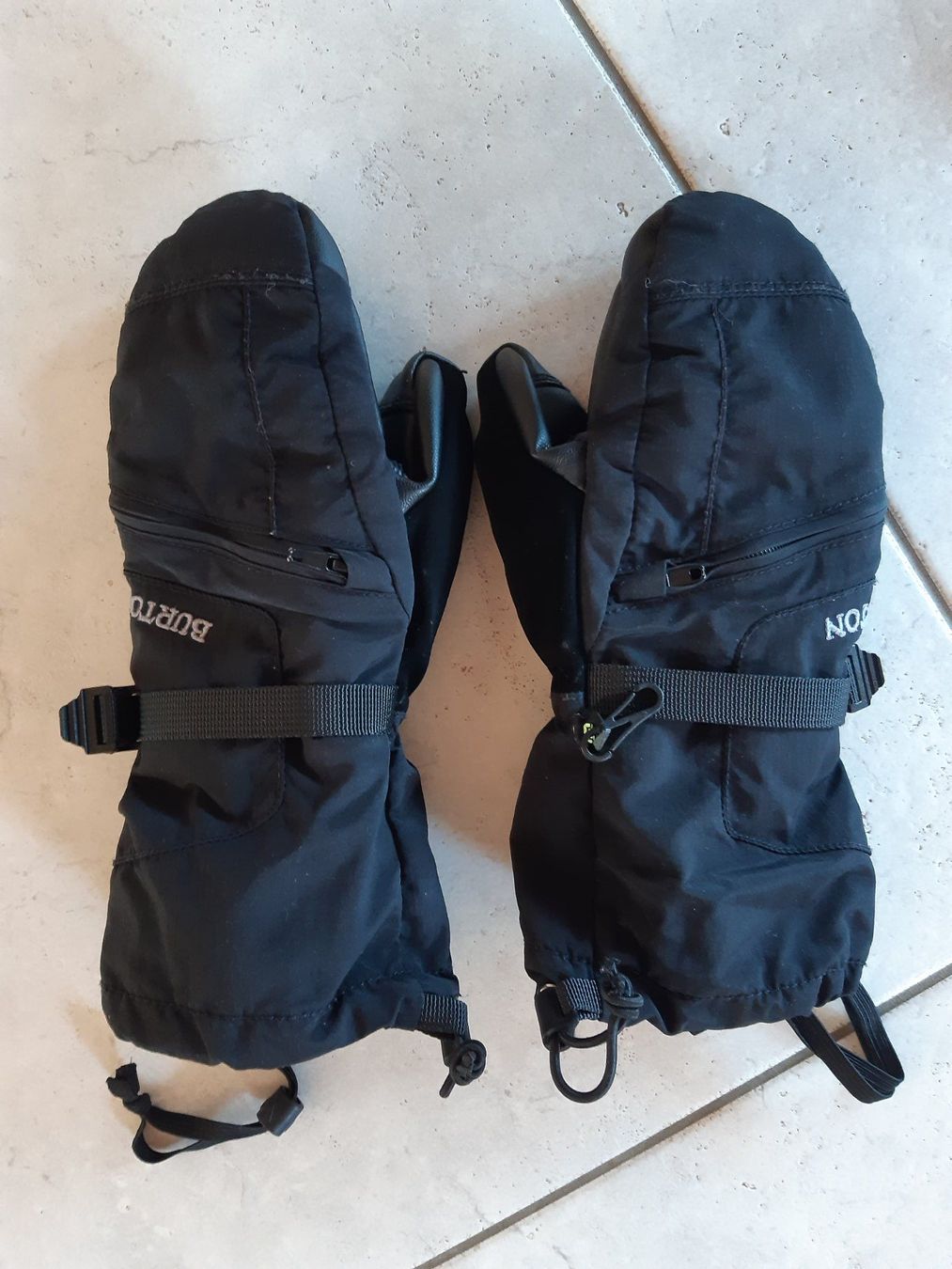 Burton Guanti: Fäustlinge Burton Vent Kids, Gr. L, Handschuhe – Usato da Wohlen b. Bern venduto da Looking4ward