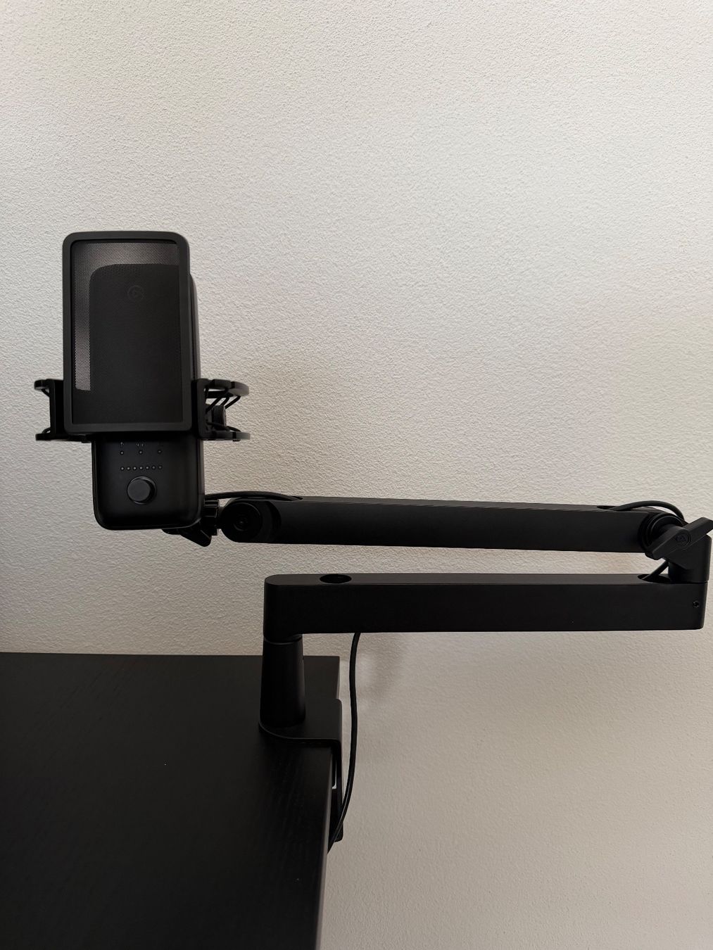 Elgato Microfoni: Elgato Wave 3 Bundle | Low Profile Arm + Zubehör – Usato da Luzern venduto da Everything_4_You 3