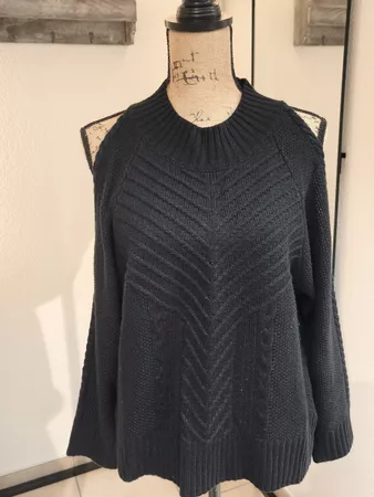 Damen Pullover Shein schwarz Schulterfrei Grösse S