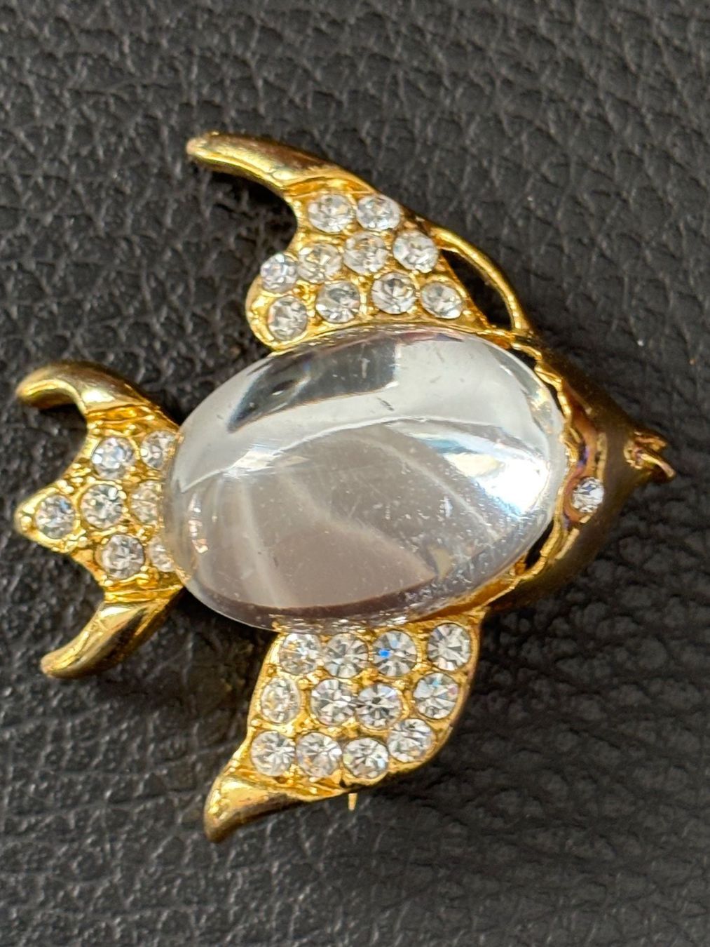Spille & Fermagli: Broche vintage poisson doré avec strass – Usato da Peseux venduto da CharmeCommerce 2