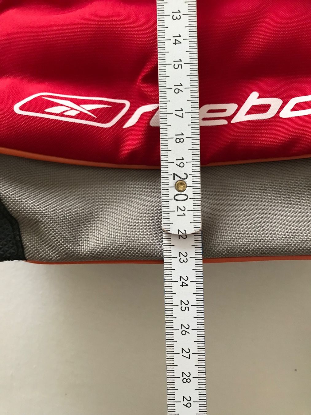 Reebok Borse & Zaini: Sac à dos Reebok; comme neuf – Nuovo (secondo la descrizione) da Düdingen venduto da Manuela14 3
