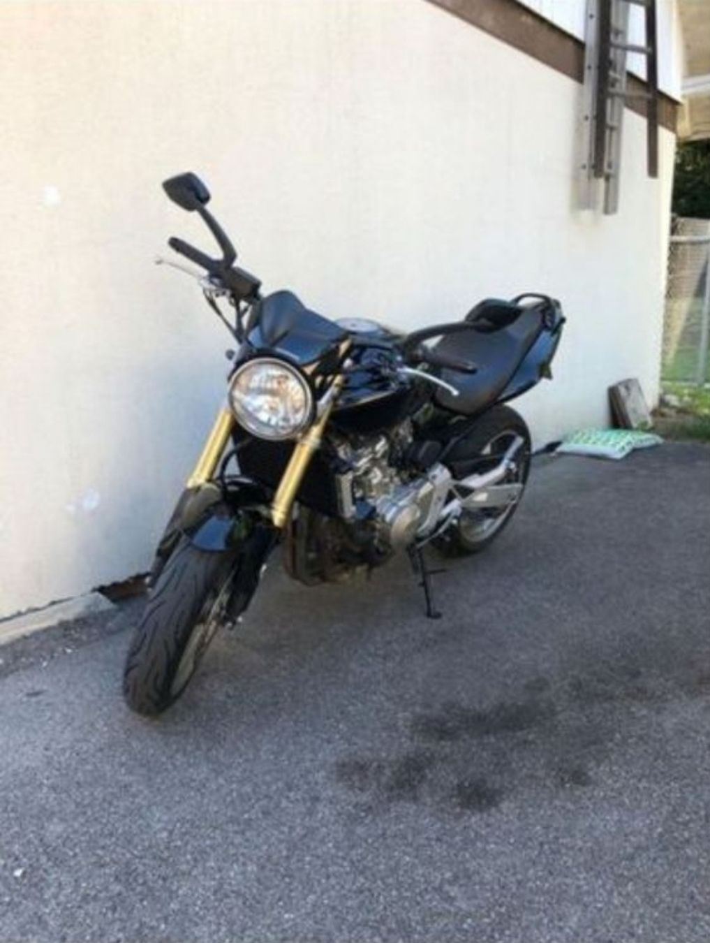 Strada: Honda CB Hornet 600 – Usato da Oensingen venduto da haar-box