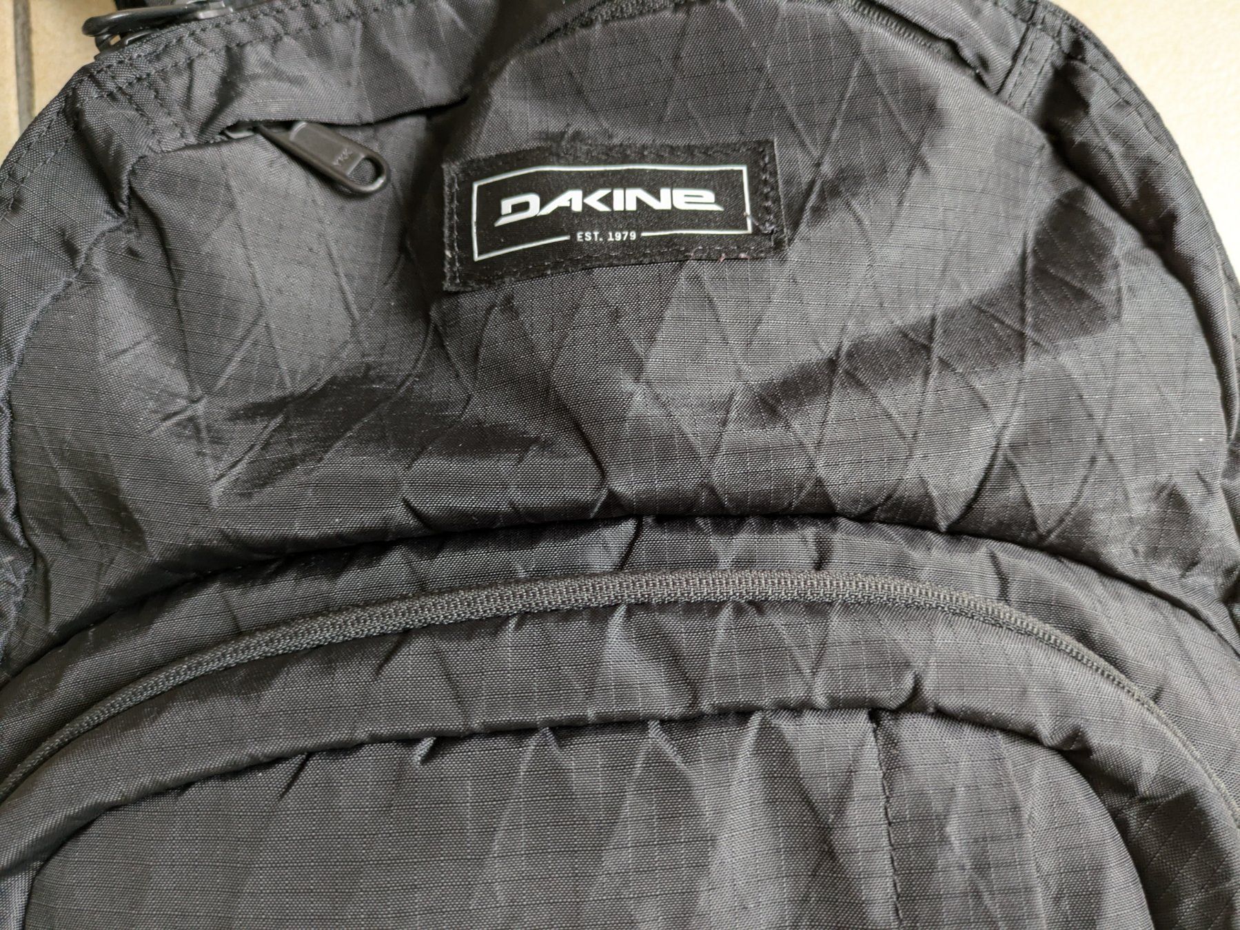 Dakine Zaini: Rucksack Campus 33 "Dakine" (unisex) – Usato da Bonstetten venduto da Driver7 5