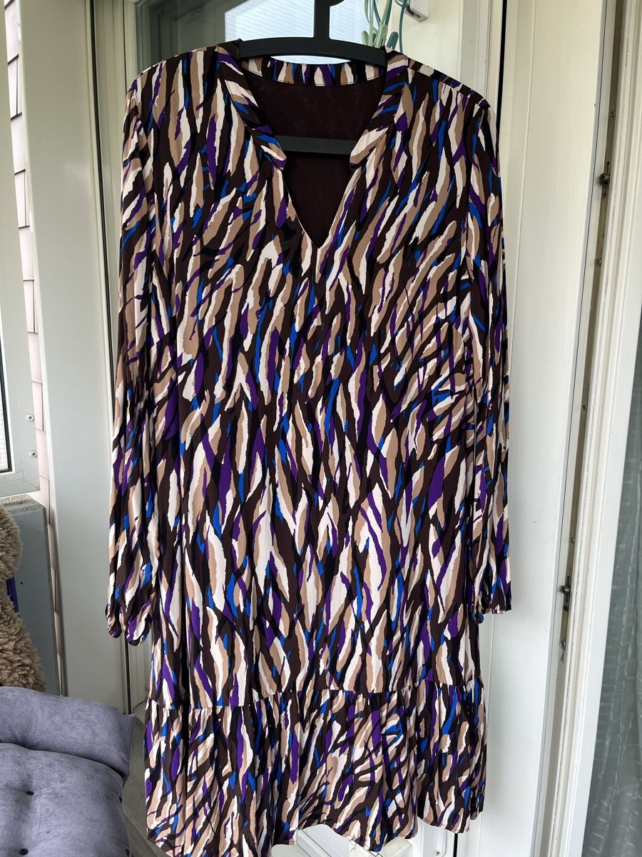 Comma Vestiti: Kleid von Comma – Nuovo (secondo la descrizione) da Neuenhof venduto da Ivita