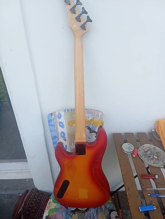 Strumenti musicali: Maison Bass Vintage – Usato da Basel venduto da Petergunn 2