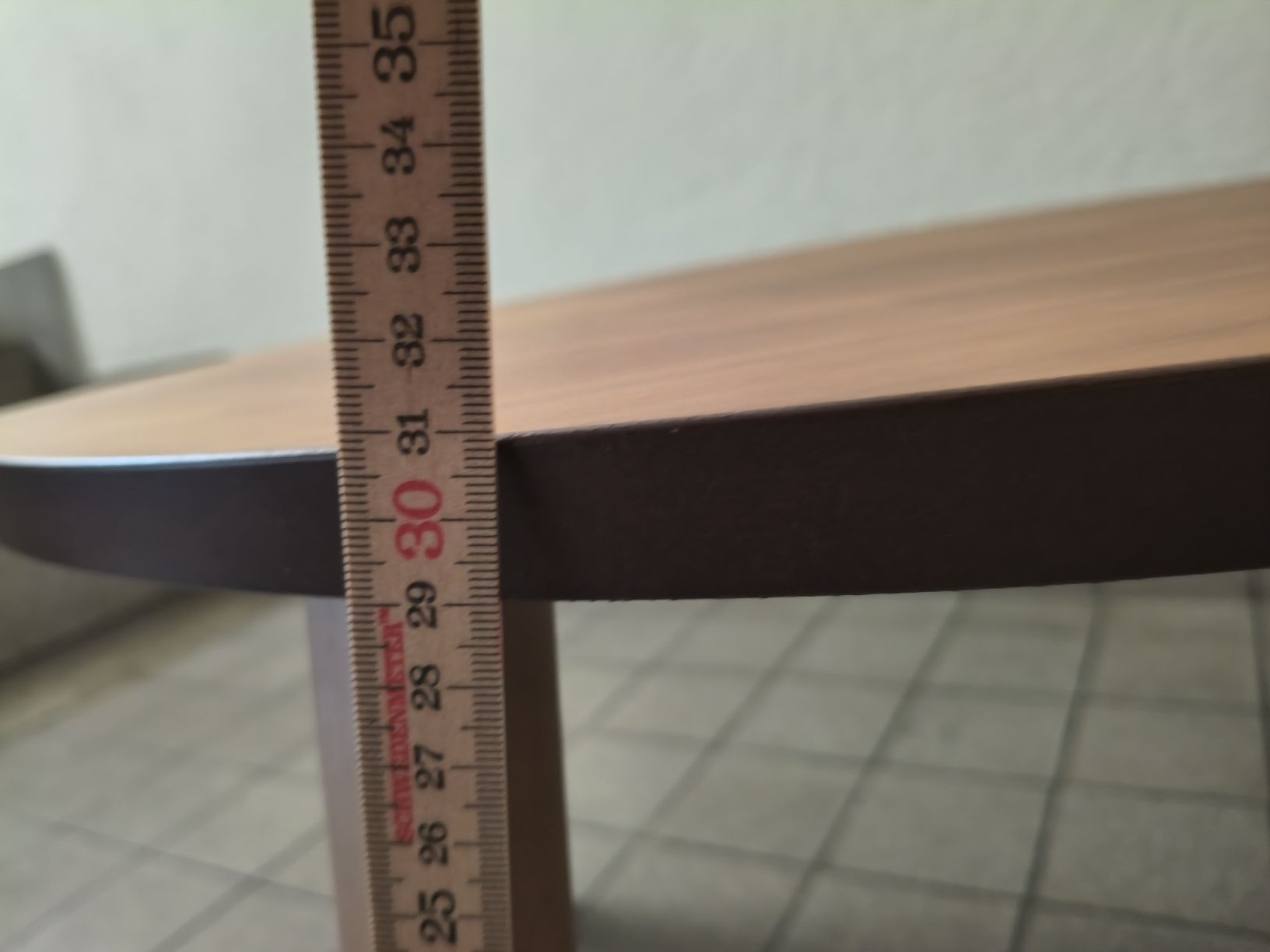 Tavoli: Oval Coffee Table Wood Look 72x46cm – Usato da Zürich venduto da TrainLine 4