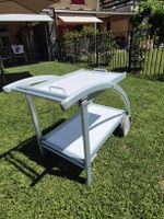 Servierwagen Aluminium weiss/grau 2 Ablagen guter Zustand