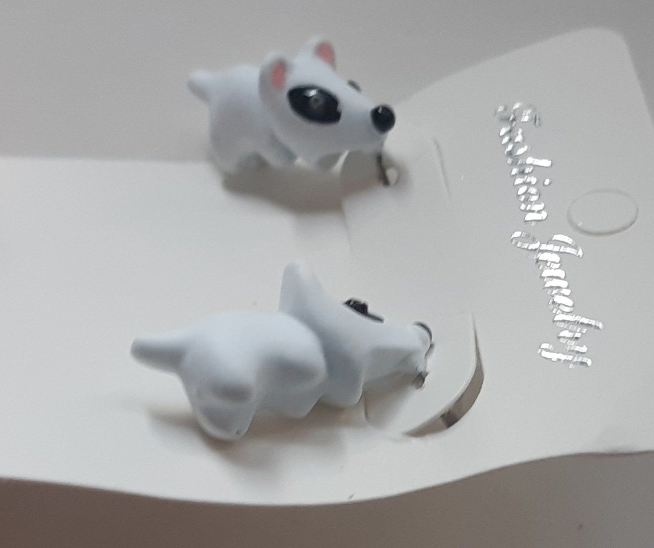 Orecchini pendenti & Orecchini a lobo: Boucles d'oreilles - Chiens noir et blanc – Nuovo e nell'imballaggio originale da La Chaux-de-Fonds venduto da beasach 3