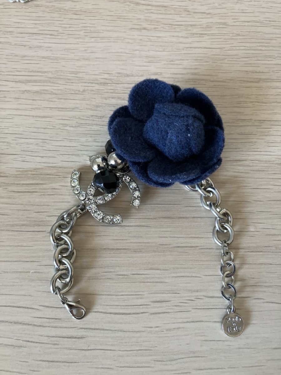 Armbänder & -reifen: Bracciale con fiore blu – Gebraucht aus Lugano von jfo_7lsm 1