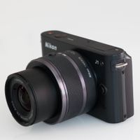 Nikon 1 J1 Digitalkamera / Einwandfreiem Zustand