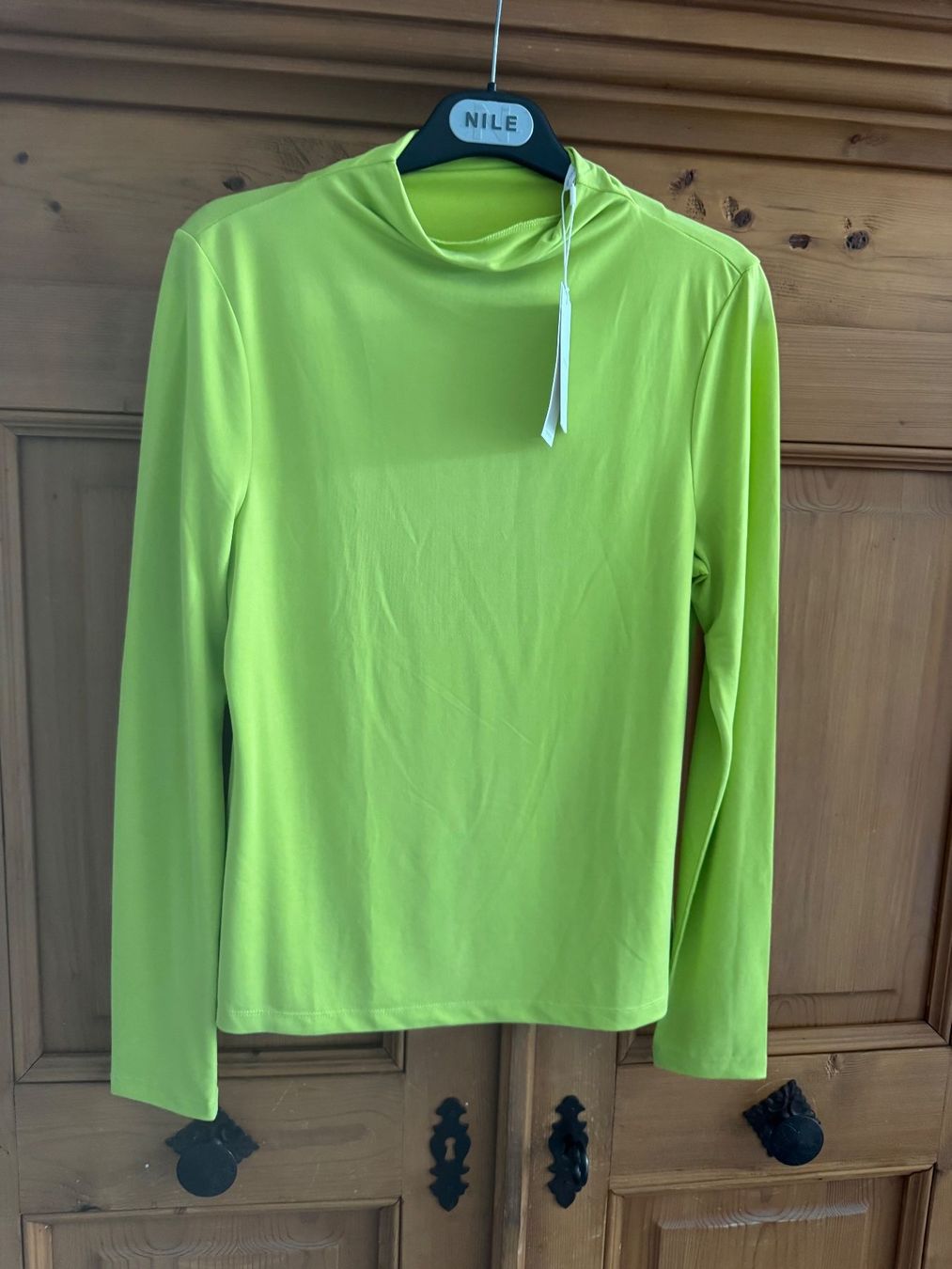 Maglioni & Felpe: Pullover, Shirt, rich&royal //NEU// M – Usato da Stettfurt venduto da outlet72