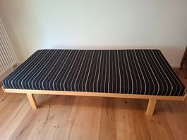 Artek Daybed 710 von Alvar Aalto – Original Designklassiker