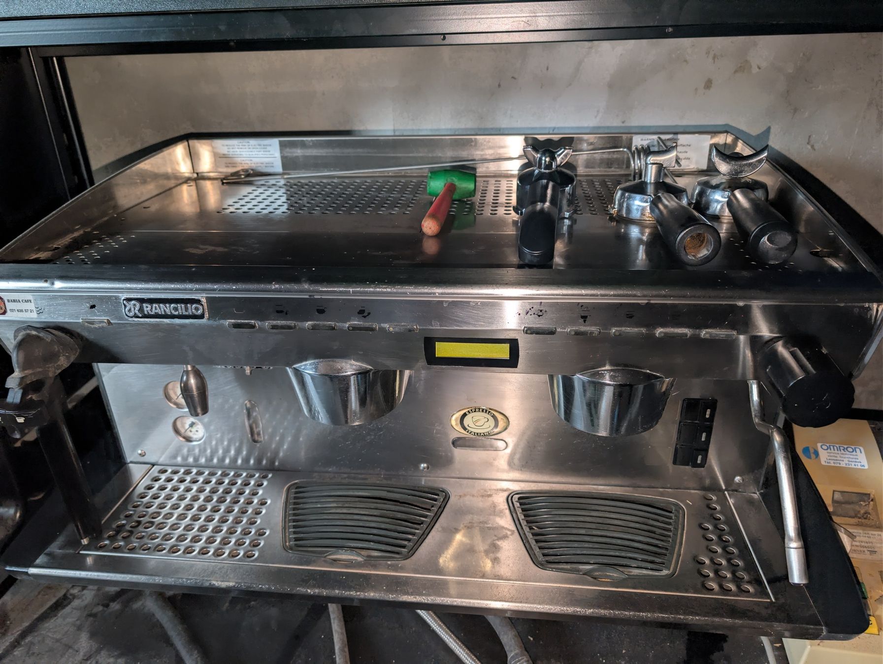Rancilio Machines à café & Machines à expresso: Machine à café professionnelle Rancilio Classe 8 – 2 Groupes – Défectueux à Daillens par cla_sj2w 1
