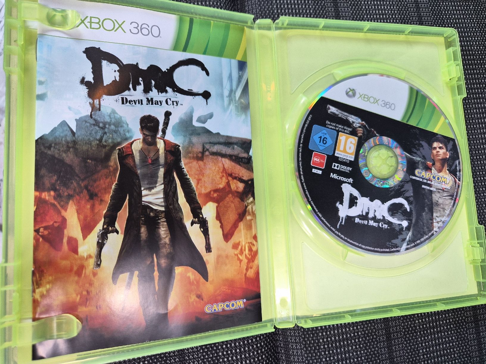 Microsoft Jeux: Jeu Xbox 360 DmC Devil May Cry - Action & Aventure! – D'occasion à La Joux FR par car_ck96 1