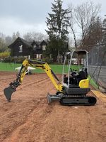 2 t Bagger zu vermieten