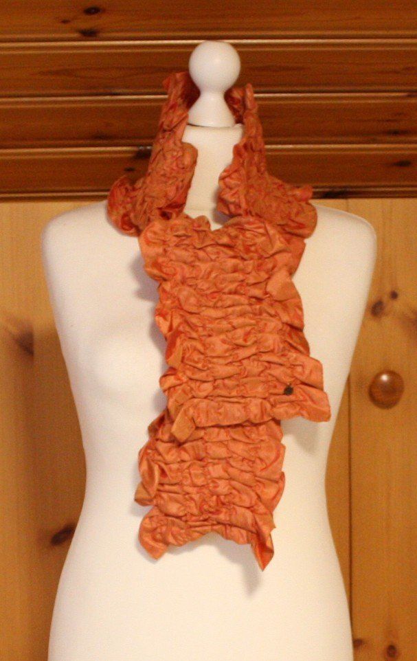 Foulard & Sciarpe: Schal gerafft elastisch orange – Usato da Flüelen venduto da Diversicum-Vintage 1