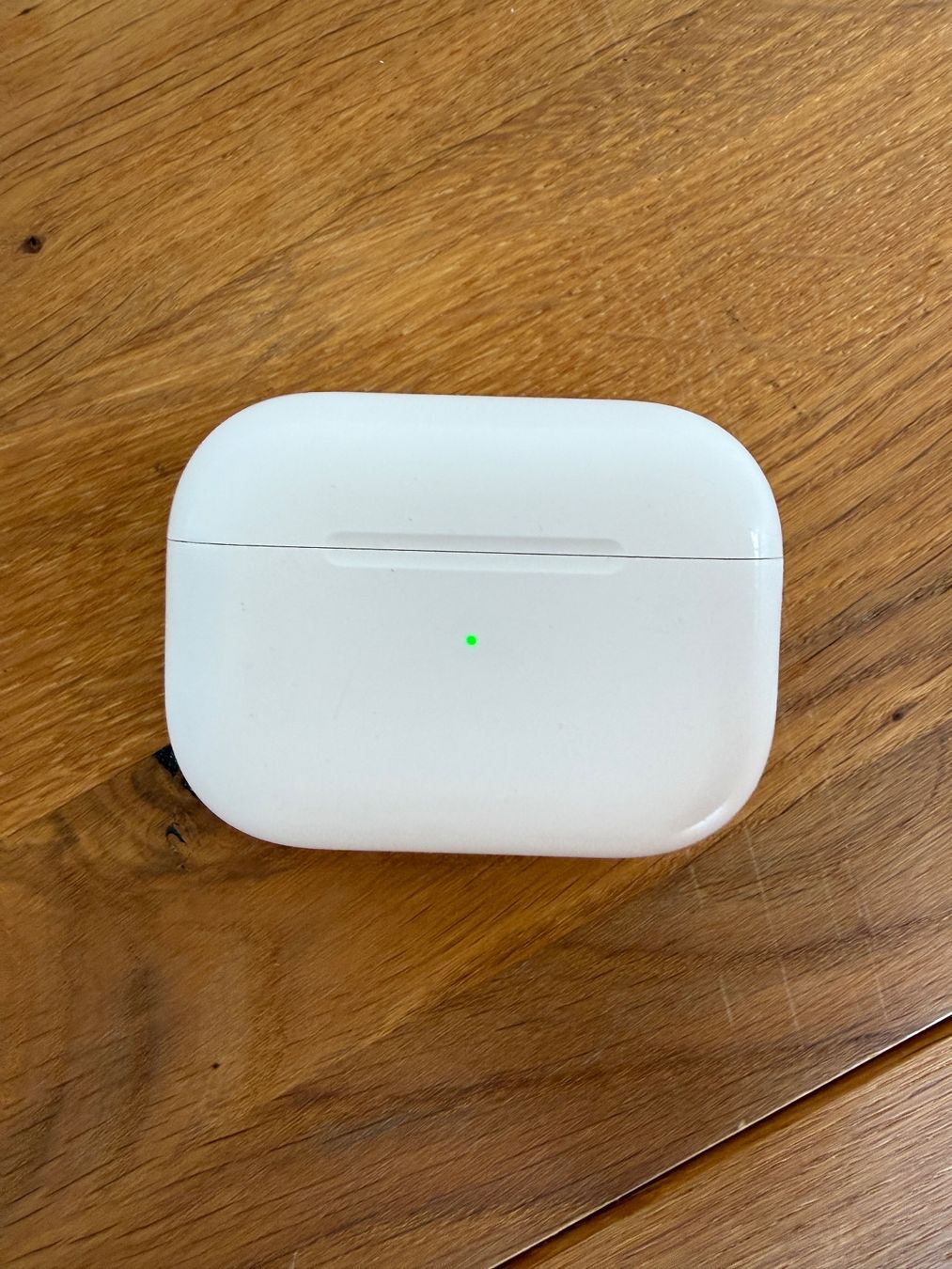 Apple Cuffie: APPLE AirPods Pro 2 Charging Case – Usato da Lausanne venduto da Nine1982 4