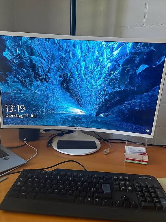 PCs: Lenovo ThinkCentre M82 | i5 | 8 GB RAM  – D'occasion à Affoltern am Albis par Nikolas-Wilhelmus 1