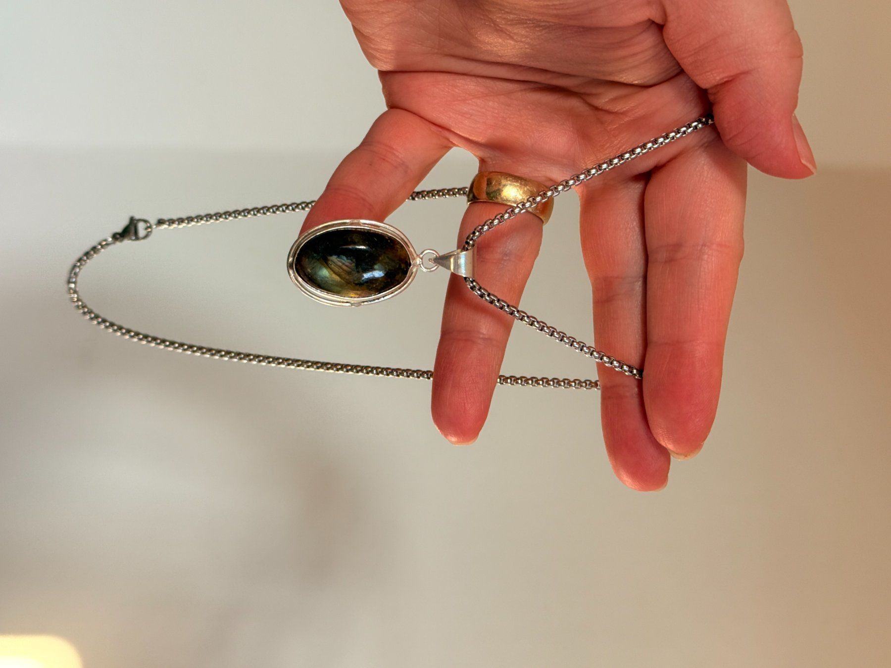 Ketten: Collier labradorite  - Élégance & Mystère ✨ – Neu und originalverpackt aus Genève von AGBERG 4