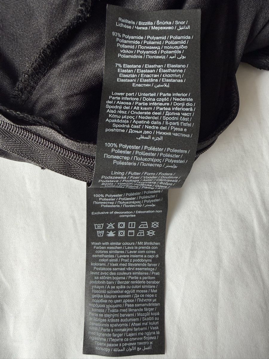 Vila Vestiti: VILA Cocktailkleid Gr. L – Nuovo (secondo la descrizione) da St. Gallen venduto da Hubita 6