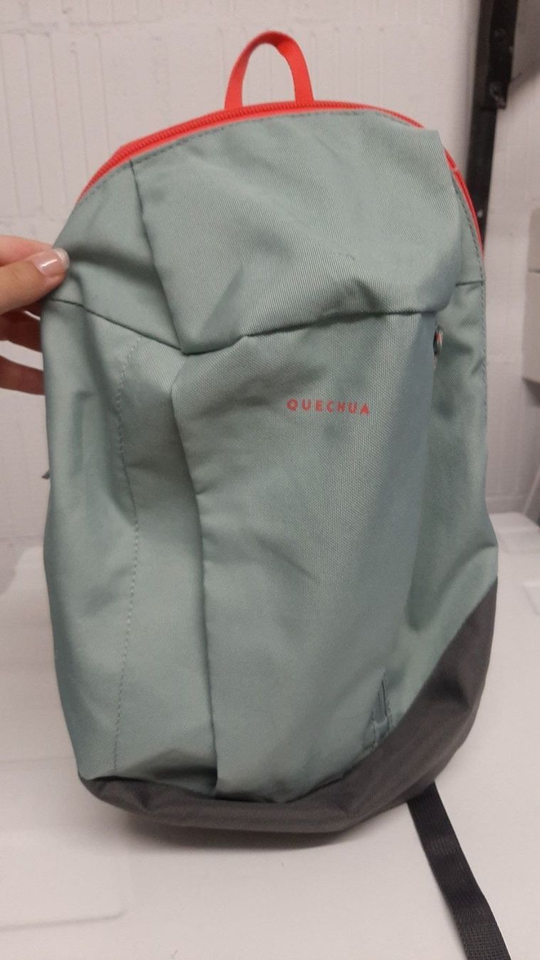 Borse & Zaini: K..35) Kleiner Rucksack – Usato da Rickenbach b. Wil venduto da Sunshine224