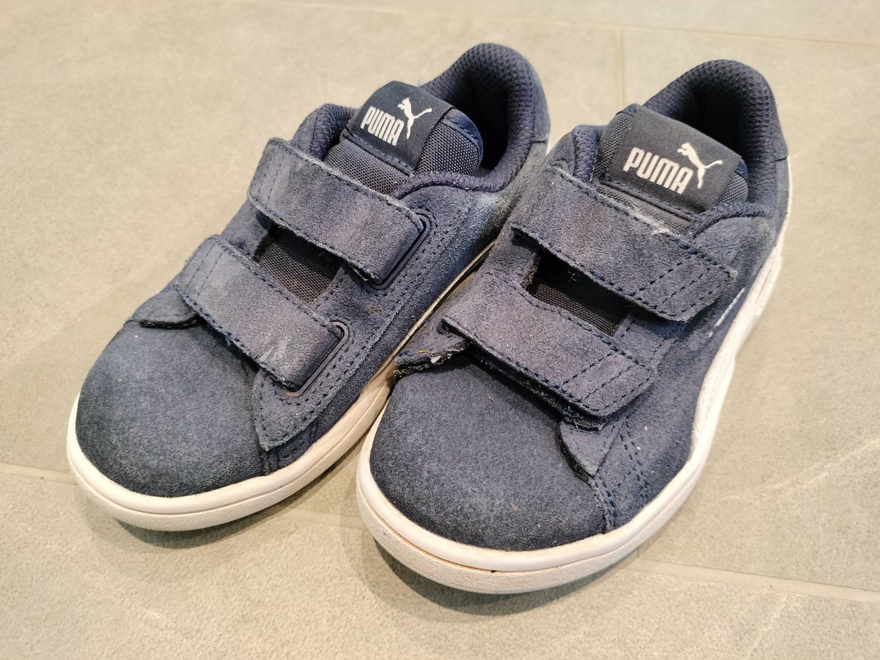 Puma Scarpe per ragazzi: Puma Sneaker Grösse EU 28 – Usato da Neftenbach venduto da TheKringel