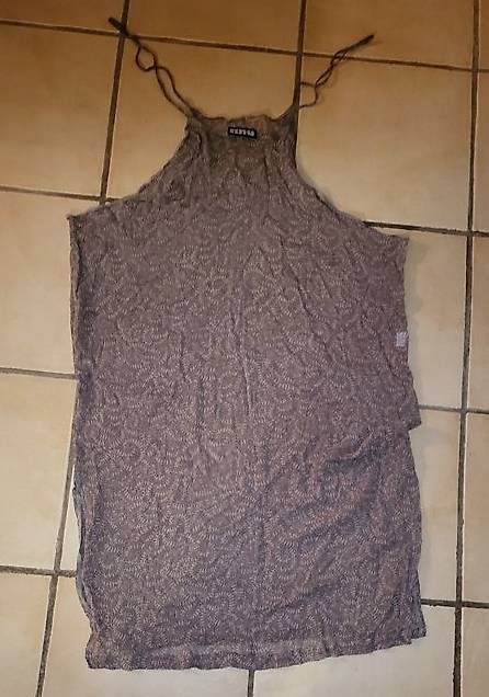 Tuniche: NUU Überwurf / Tunika, 42, gebraucht – Usato da Lyss venduto da Petrulla02 1