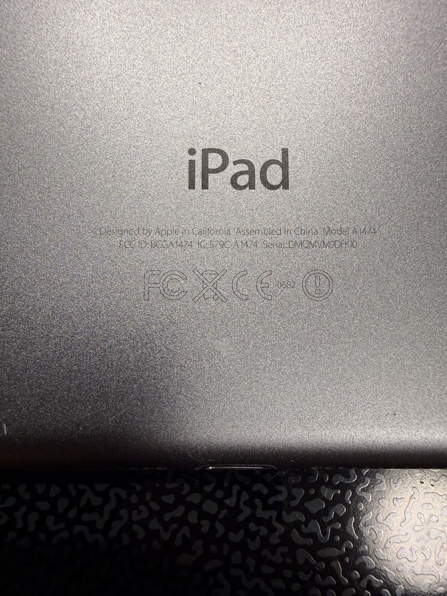 Apple Tablet PC: Ipad Air (A1474) – Gebraucht aus Zug von KoSaZ 2