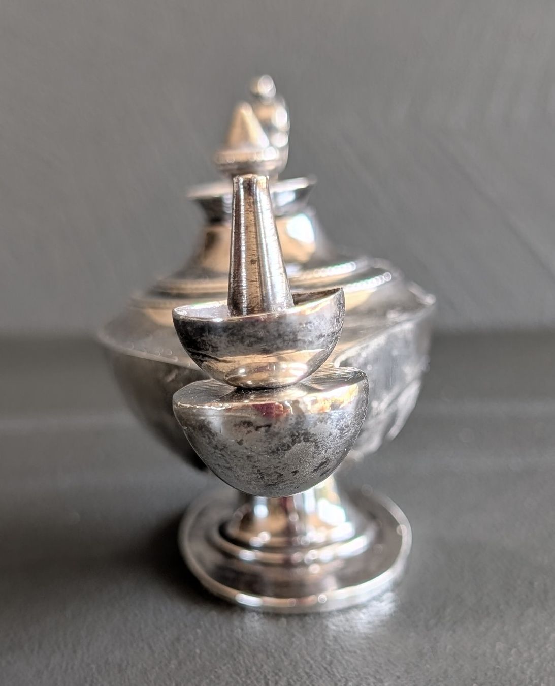 Tutte le decorazioni: Antike Silber Ölwunderlampe mit Drachengriff – Usato da Münsingen venduto da Rehtre 2