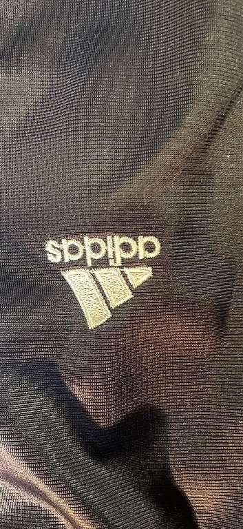 Pantalons: Adidas Trackpants Grösse M – D'occasion à Bern par tan_xdn8 1